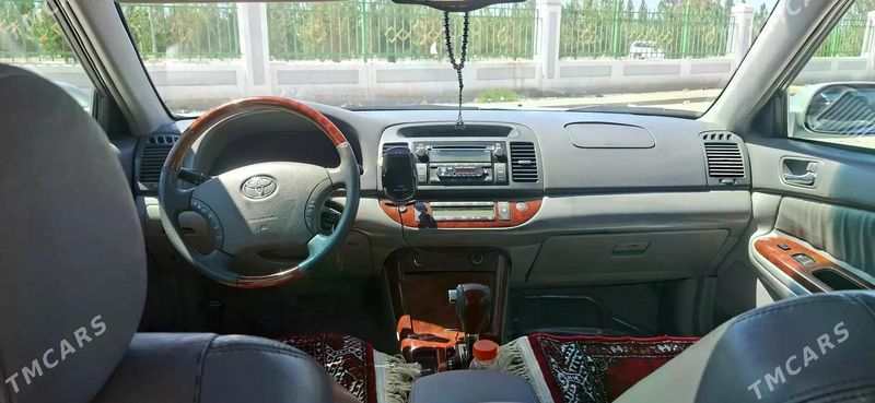 Toyota Camry, 2005