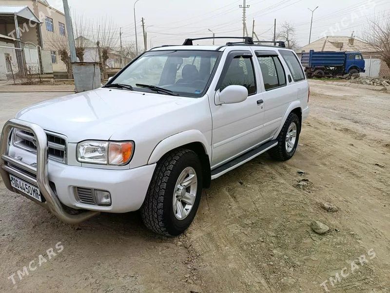 Nissan Pathfinder, 2002