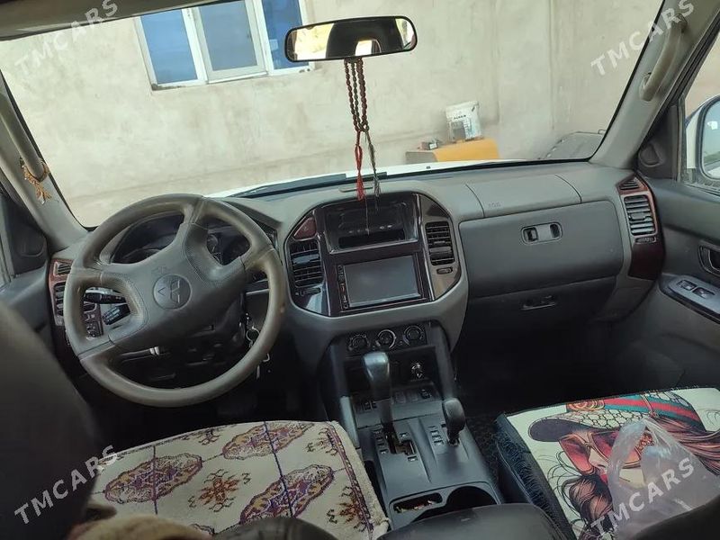 Mitsubishi Pajero, 2000