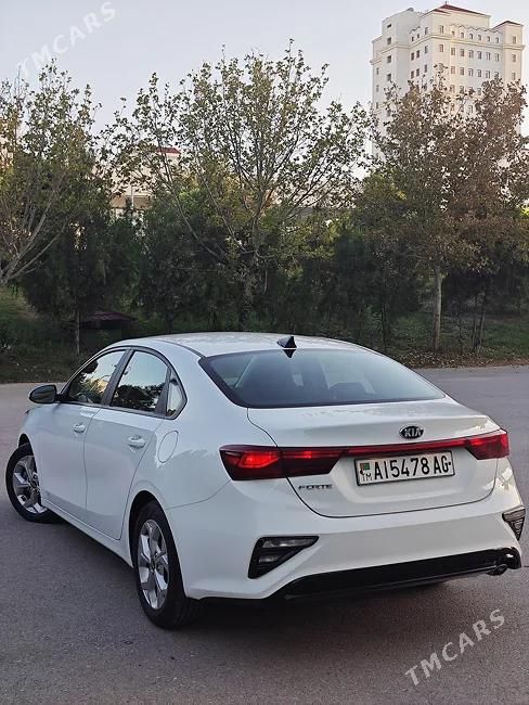 Kia Forte, 2021