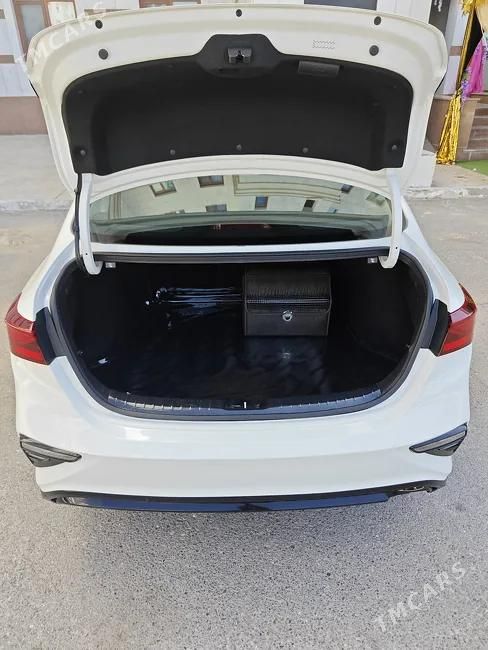 Kia Forte, 2021
