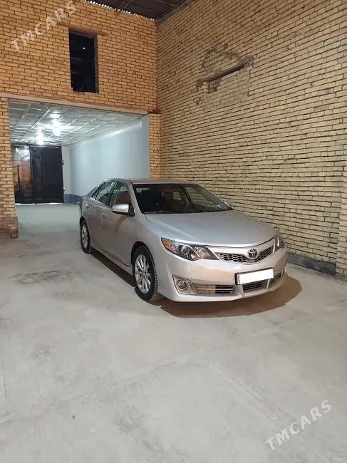Toyota Camry, 2013 — фото 2