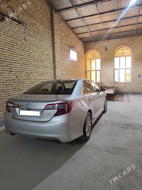 Toyota Camry, 2013