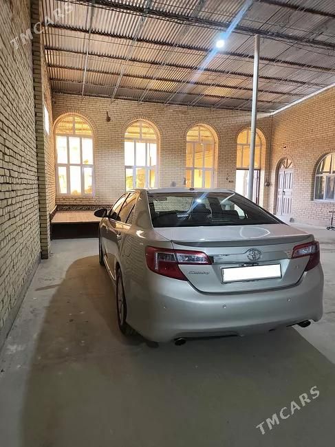 Toyota Camry, 2013