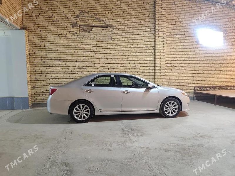 Toyota Camry, 2013