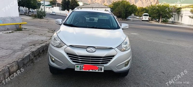 Hyundai Tucson, 2011