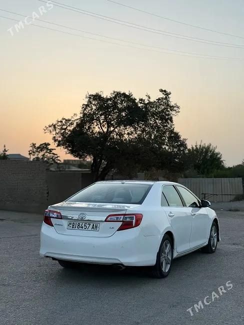 Toyota Camry, 2012
