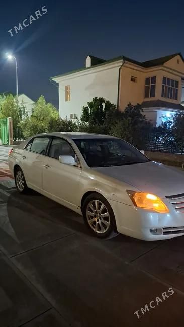 Toyota Avalon, 2005