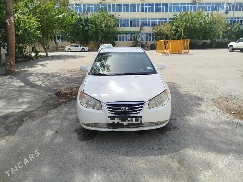 Hyundai Elantra, 2010