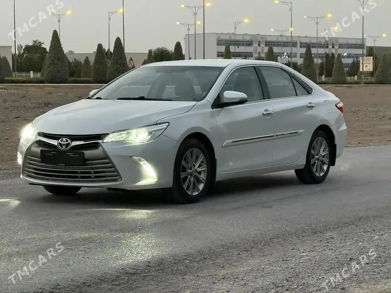 Toyota Camry, 2015 — фото 1