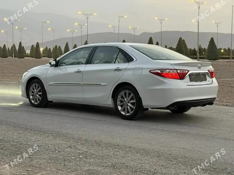 Toyota Camry, 2015 — фото 3