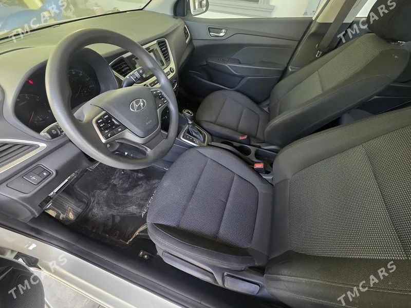 Hyundai Accent, 2022