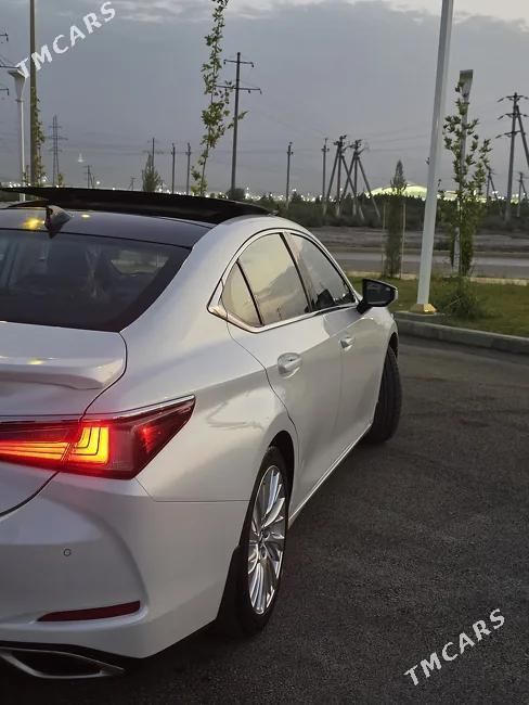 Lexus ES 350, 2021