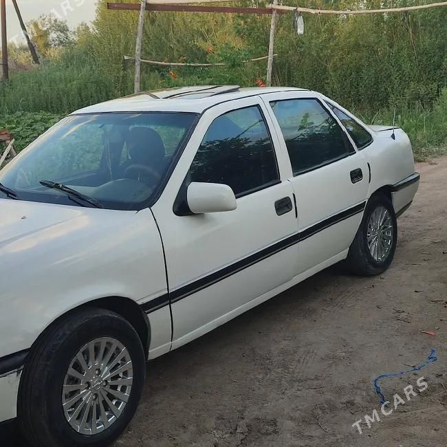Opel Vectra, 1993