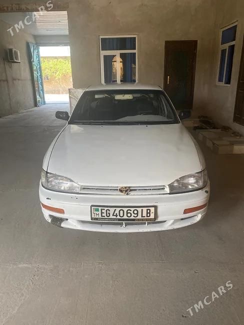 Toyota Camry, 1993