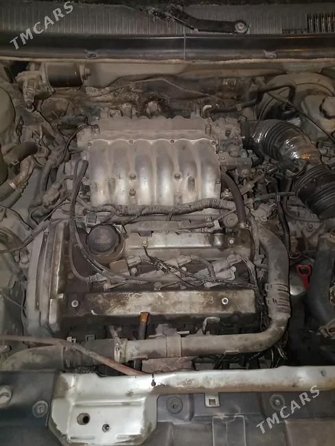 Kia Carnival, 2004