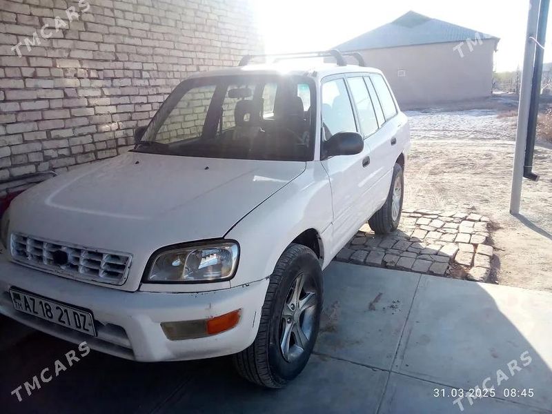 Toyota RAV4, 2000