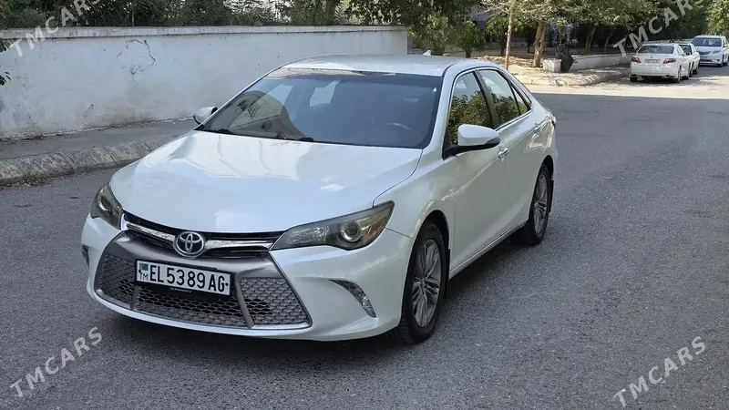 Toyota Camry, 2017 — фото 1