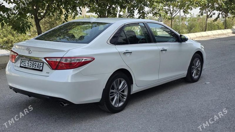 Toyota Camry, 2017