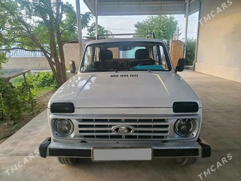 Lada Niva, 1988