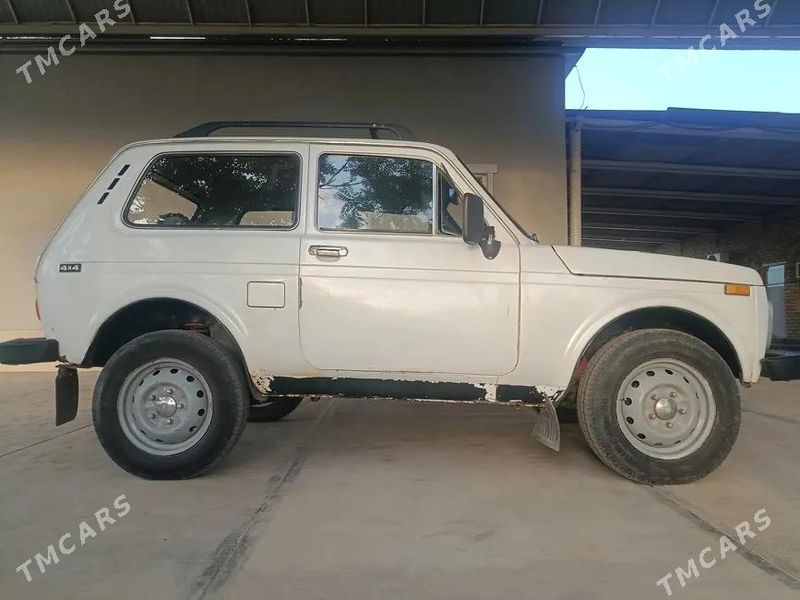 Lada Niva, 1988