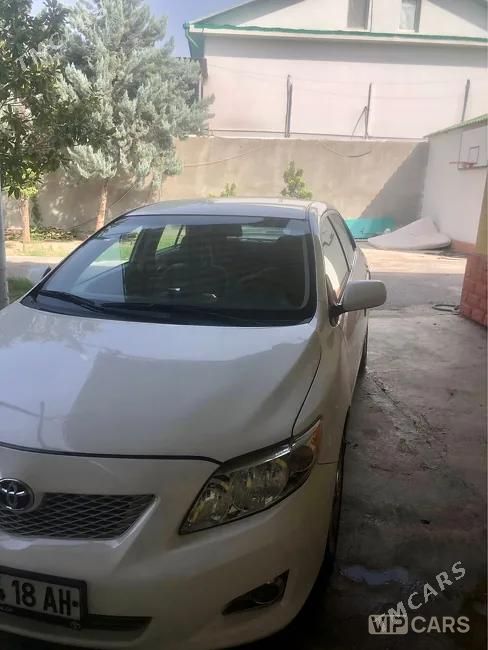 Toyota Corolla, 2010