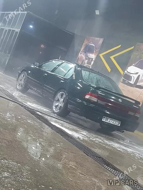 Nissan Cefiro, 1997