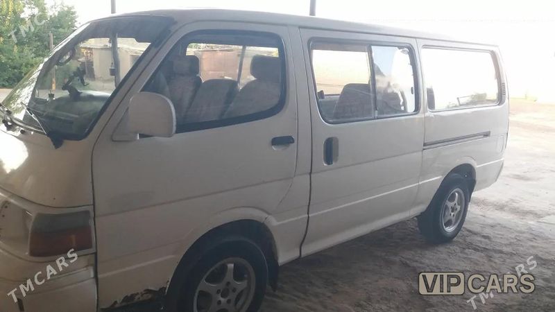 Toyota Hiace, 1998