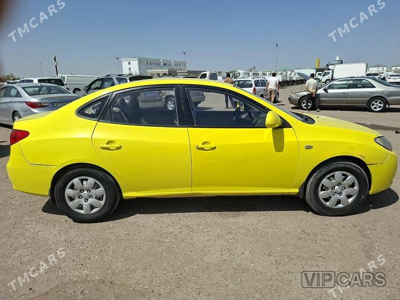 Hyundai Elantra, 2010