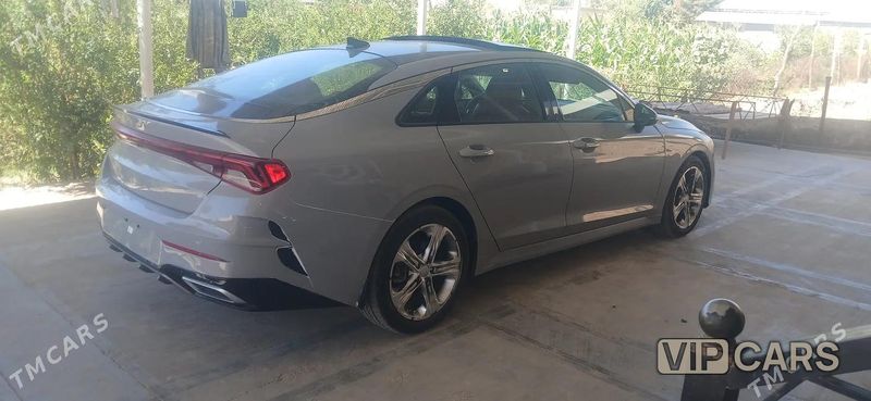 Kia K5, 2022