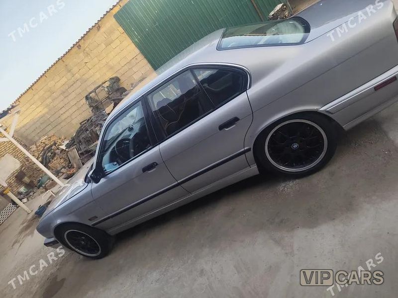 BMW 525, 1995