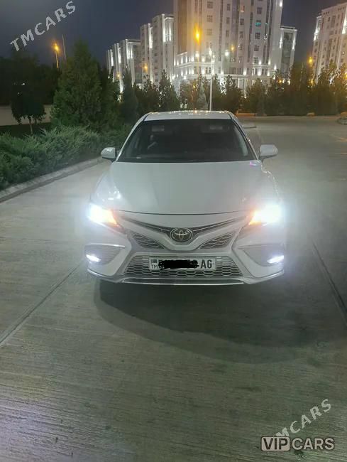 Toyota Camry, 2021