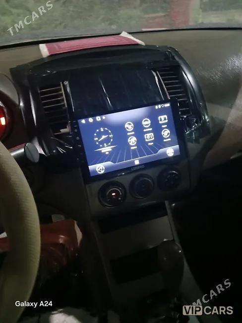 Nissan Altima, 2005
