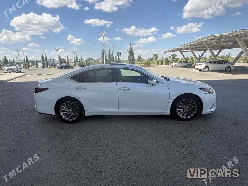 Lexus ES 350, 2019