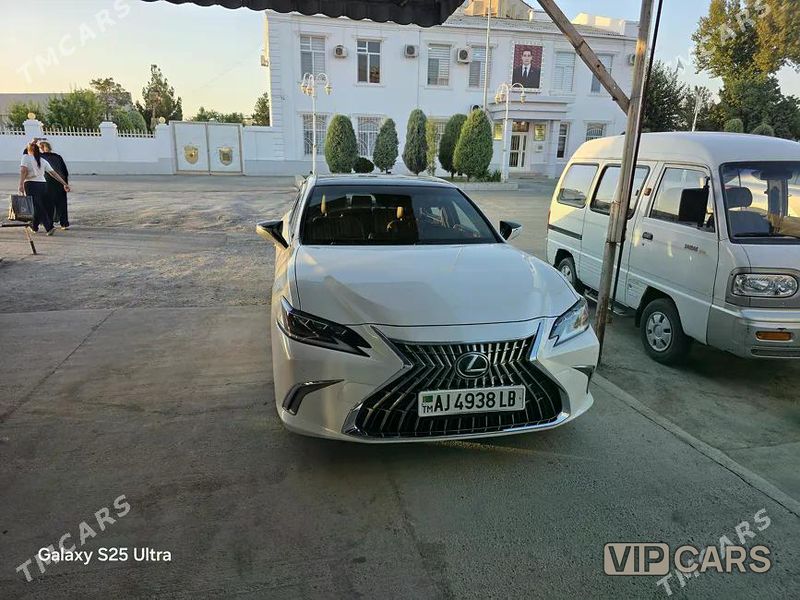 Lexus ES 350, 2019