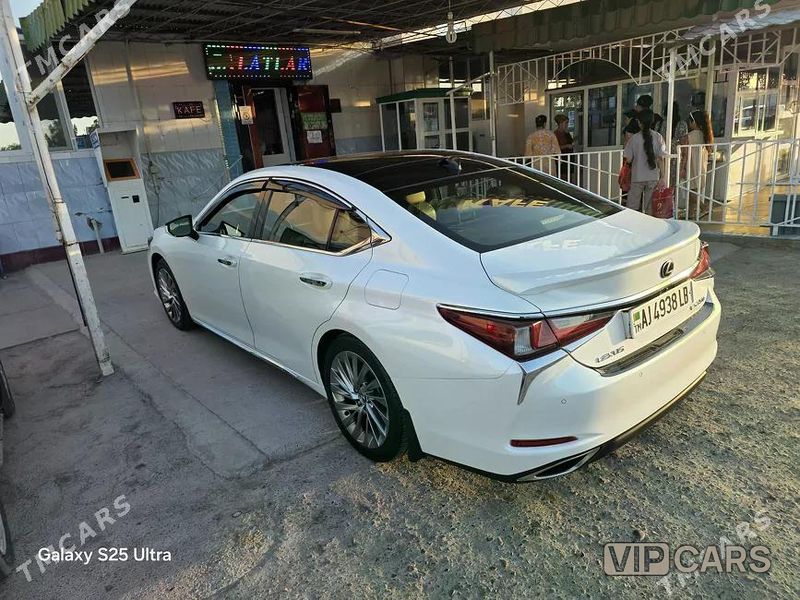 Lexus ES 350, 2019