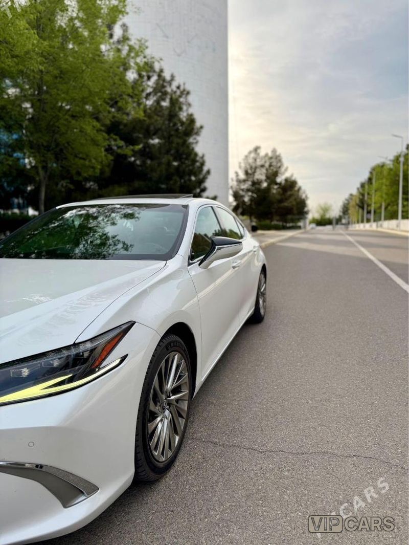 Lexus ES 350, 2019