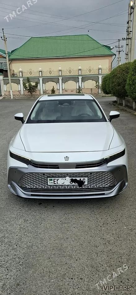 Toyota Crown, 2023