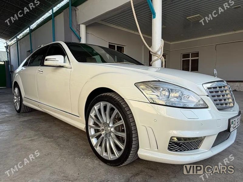 Mercedes-Benz S-Class, 2007