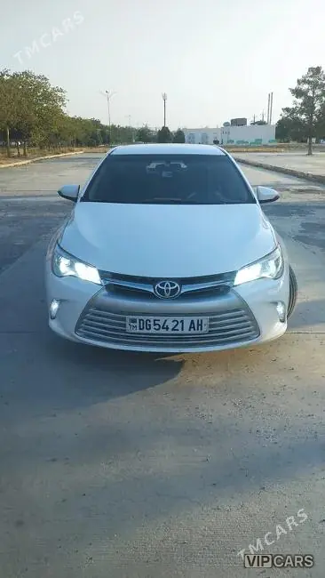 Toyota Camry, 2016 — фото 1
