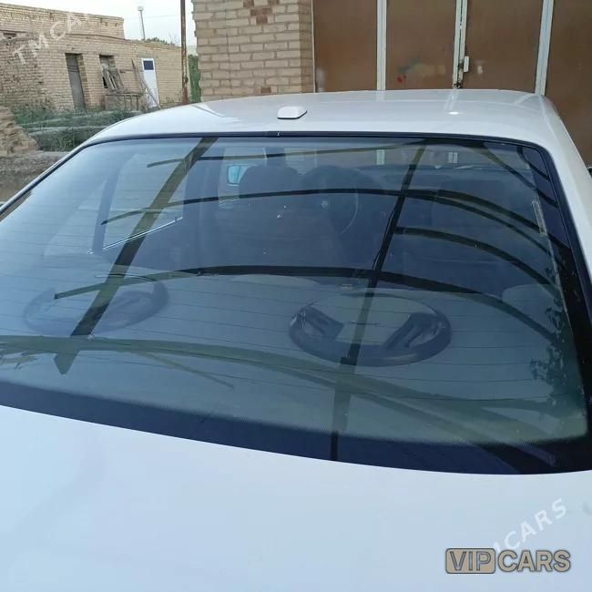 BMW 525, 1992