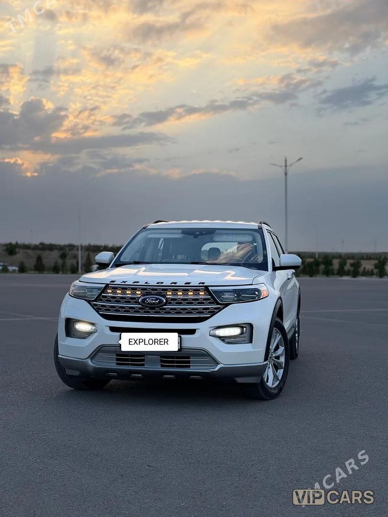 Ford Explorer, 2022