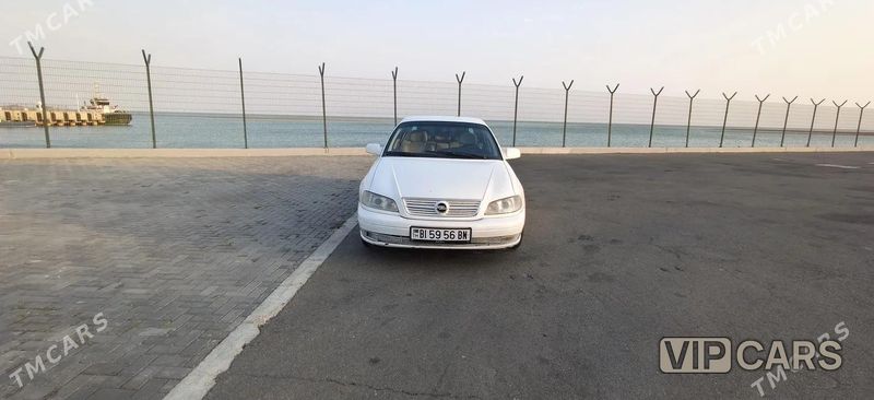 Opel Omega, 2002