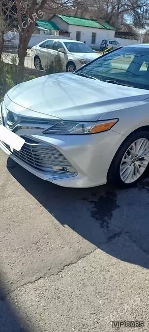 Toyota Camry, 2020