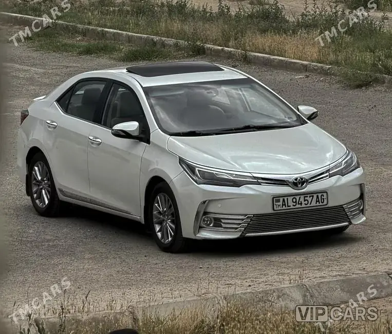 Toyota Corolla, 2018 — фото 2