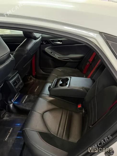 Toyota Avalon, 2021