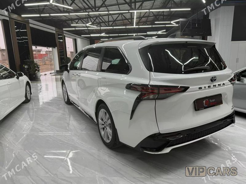 Toyota Sienna, 2021