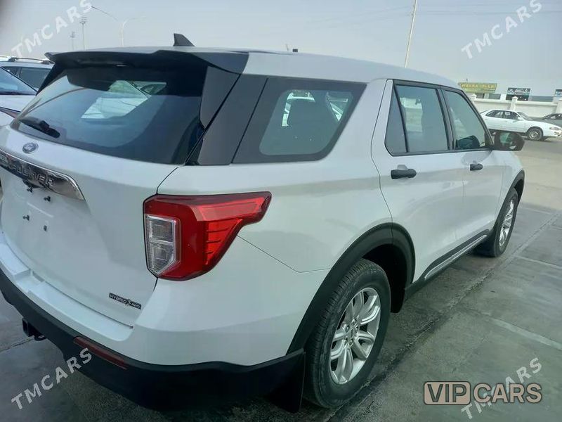 Ford Explorer, 2022
