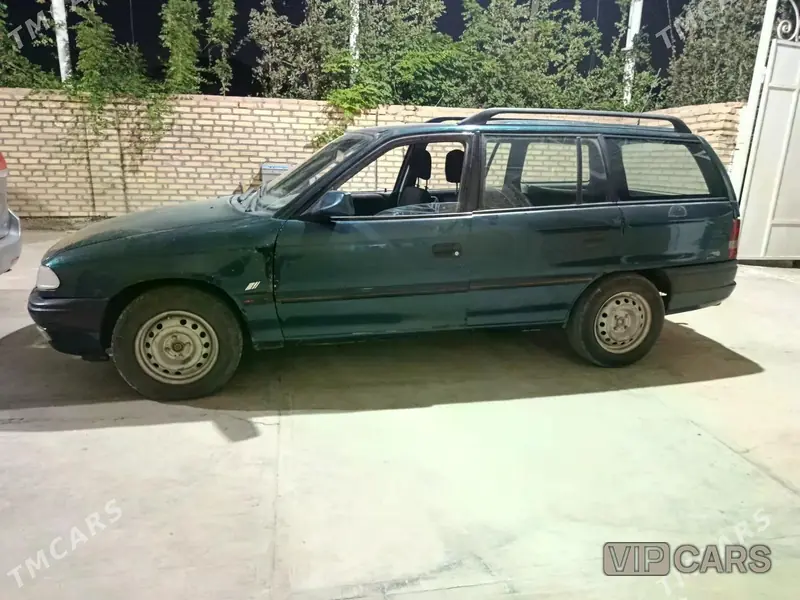 Opel Astra, 1993 — фото 1