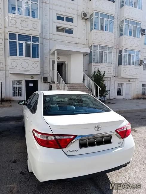 Toyota Camry, 2017